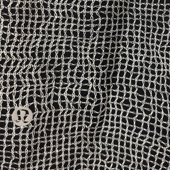 Lululemon Wild & Free Tank Top In Fall Net White & Black Size 6 - Picture 3 of 7